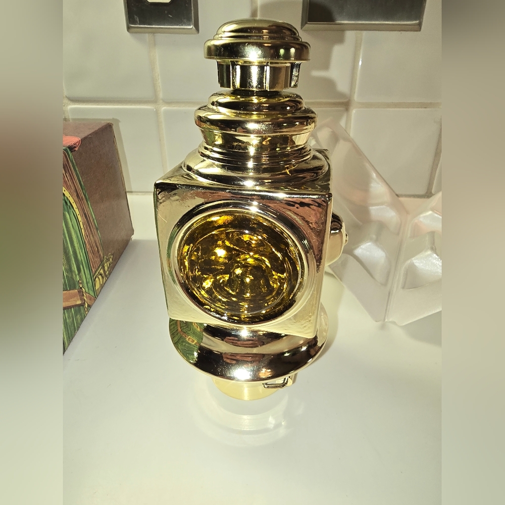 Vintage Avon Auto Lantern Deep Woods Talc & Aftershave